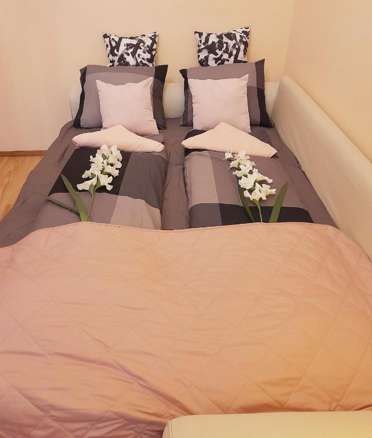 Oktogon Beautiful Relaxing Apartment Budapest Bagian luar foto